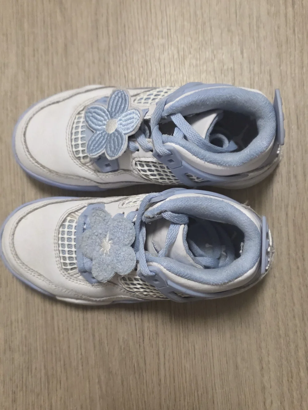 Jordan Air IB8962-100 White and Light Blue Size 12